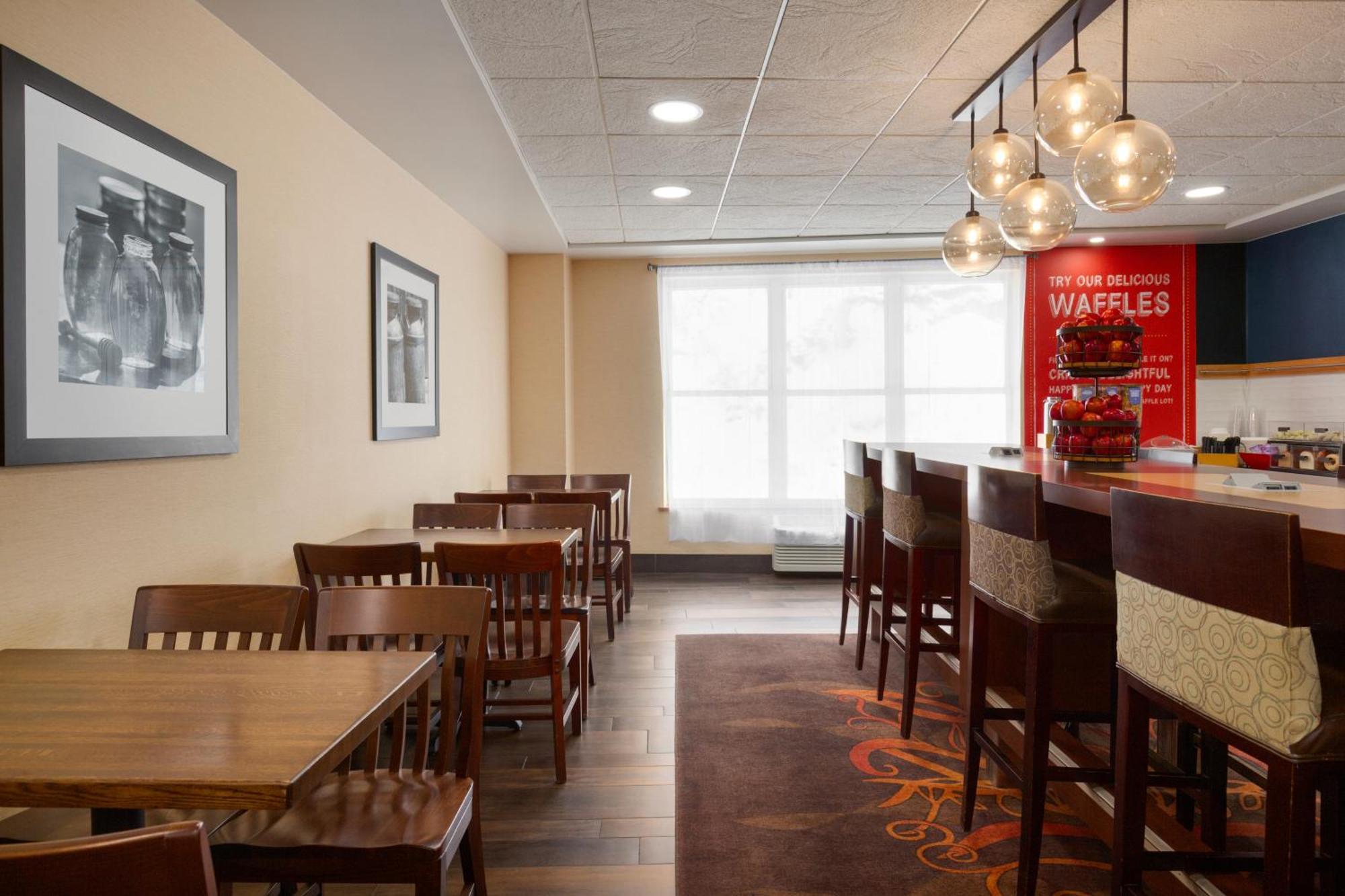 Hampton Inn At Tin Lizzie Gaming Resort Deadwood Eksteriør billede
