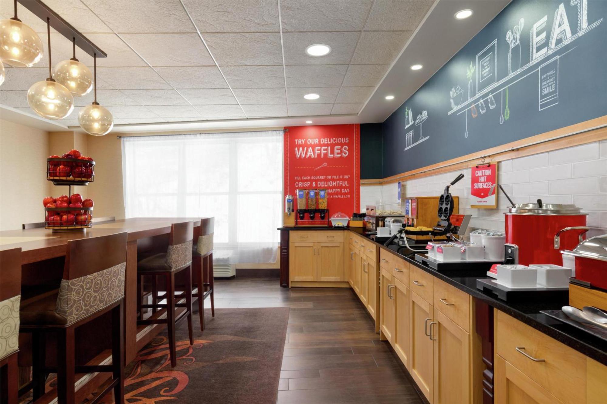 Hampton Inn At Tin Lizzie Gaming Resort Deadwood Eksteriør billede