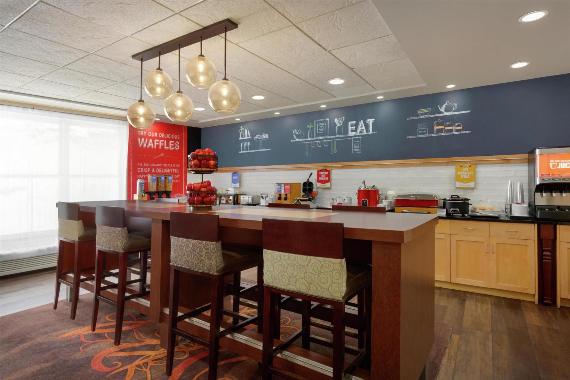 Hampton Inn At Tin Lizzie Gaming Resort Deadwood Eksteriør billede